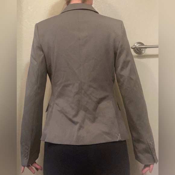 Express Editor Taupe Long Sleeve One-Button Blazer Suit Jacket Women’s Size 8 - Picture 8 of 13
